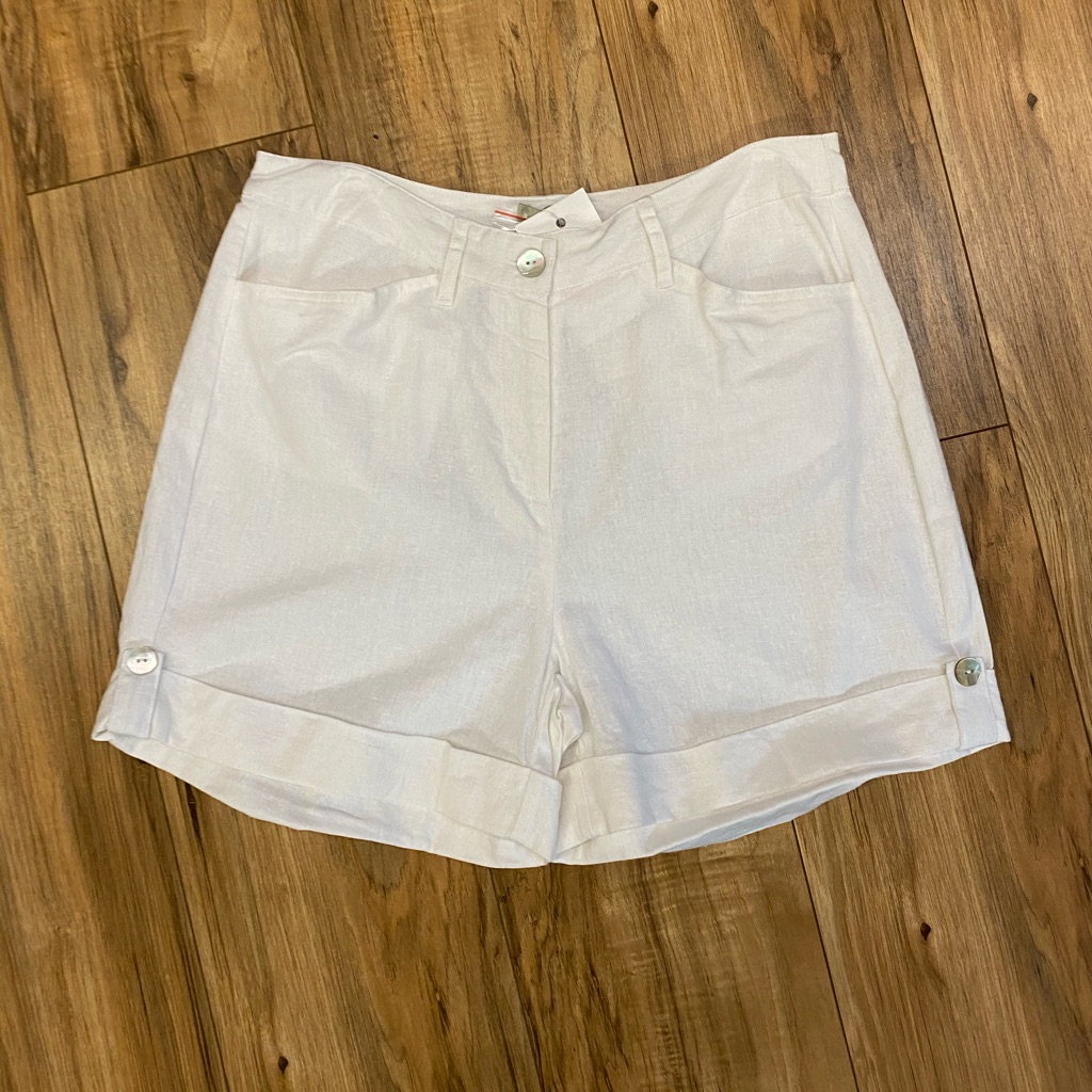 Nwt Linen Cuffed White Shorts Nwt Linen Cuffed White Shorts